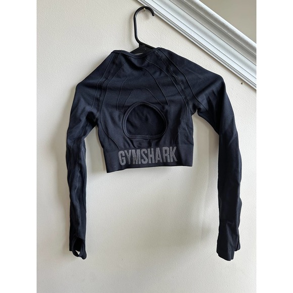 Gymshark black cropped keyhole back compression top w/ thumbholes, size XS - Picture 2 of 5
